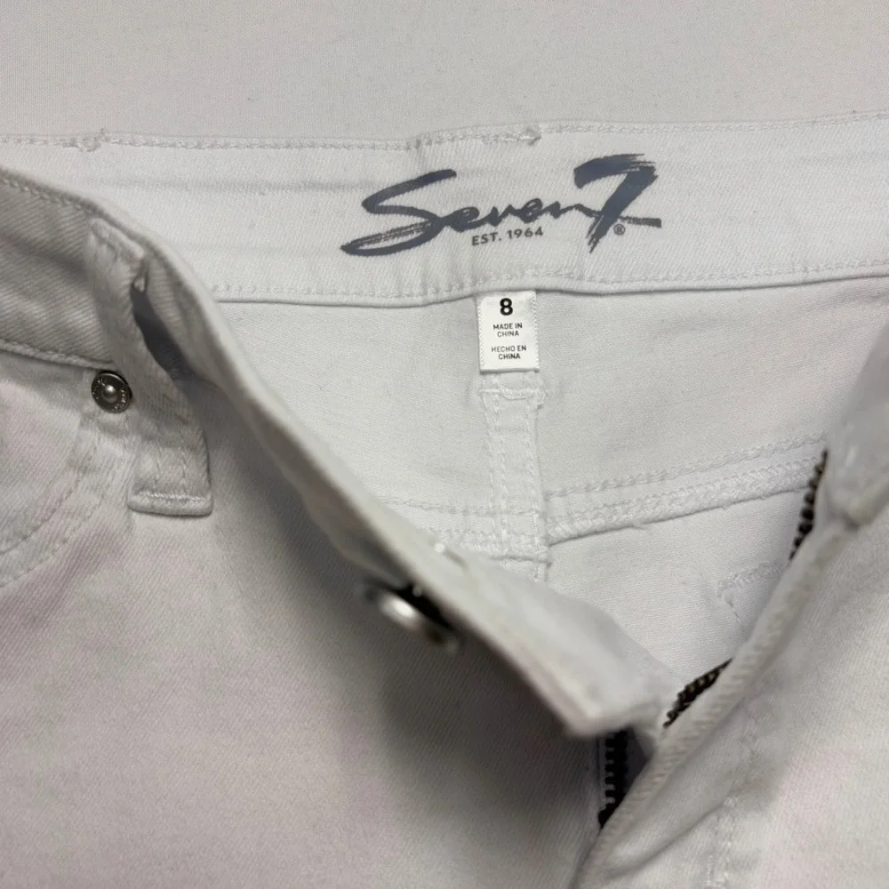Seven7 White Denim‎ Weekend Shorts Raw Hem Coastal Summer Womens Size 8